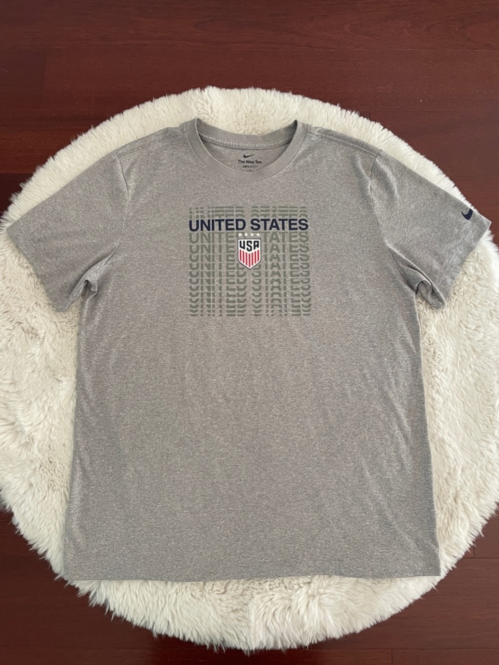 Nike Men’s Grey USA Graphic Short Sleeve Tee